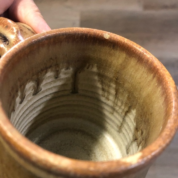 Set of 4 Vintage Handmade Glazed Stoneware Mugs - Picture 6 of 8